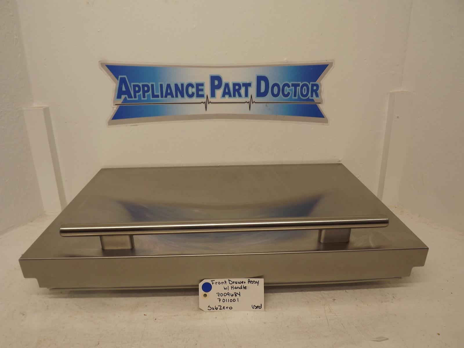 SubZero Refrigerator 7009684 7011001 Front Drawer Assy w/Handle Used SubZero Refrigerator 7009684 7011001 Front Drawer Assy w/Handle Used